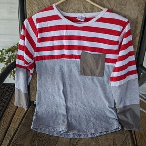 Boutique no brand name 3/4 sleeve shirt.